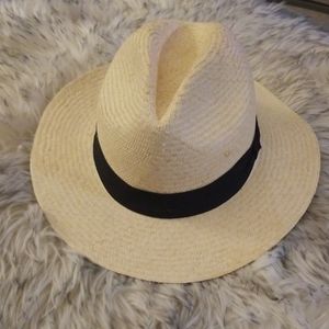 Straw hat